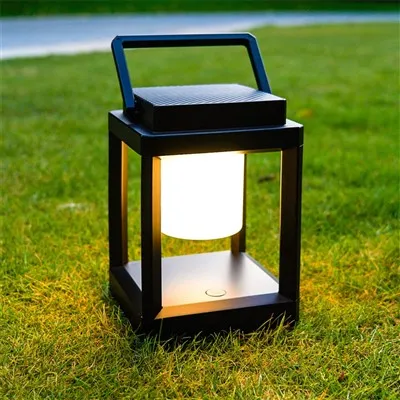 Lanterna solar suspensa para exterior